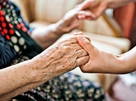 Oferta empleo Auxiliar de Ayuda a Domicilio